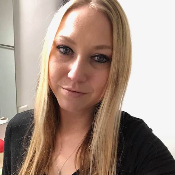 Meet your Posher, Leann - Picture 1 of 1